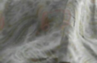 XXX Latina teen nimmt einen in den Mund geile reife frau und saugt