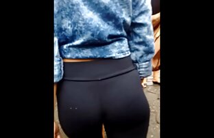 XXX Pikaper überzeugen ein Mädchen, eine Brust auf junger mann bumst reife frau der Straße zu geben